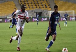 الزمالك يتعادل مع سموحة 1/1 ويفقد قمة الدورى