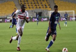 الزمالك يتعادل مع سموحة 1/1 ويفقد قمة الدورى