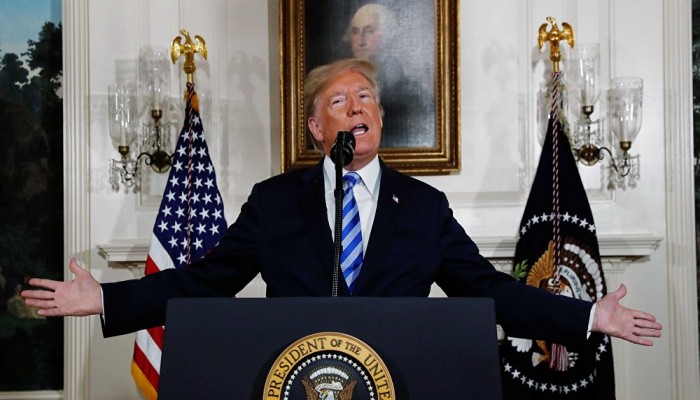 كاتبة ألمانية: هل أعلنت أمريكا انسحابها من النظام العالمي؟