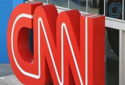 إخلاء مكاتب "سي إن إن" في نيويورك إثر العثور على جسم مشبوه (إعلام)