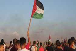 32 إصابة بقمع الاحتلال المتظاهرين شرق القطاع