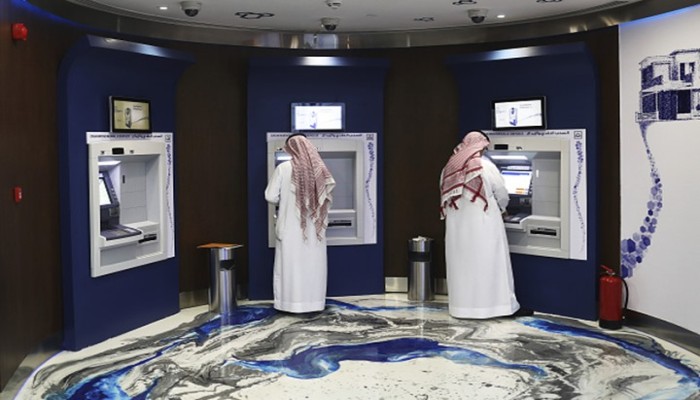 الإمارات تجمد أموالا لصندوق الكويت السيادي.. والأخيرة تعلق