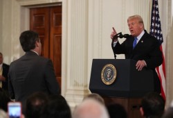 ما مصير اتفاقيات وصفقات ترامب بعد خسارته في الكونغرس؟