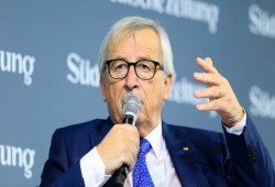 المفوضية الأوربية: نسعى لتجنب حرب تجارية مع أمريكا