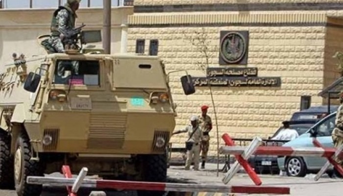 إصابة المعتقلين بالعقرب بتسمم جراء تناول وجبات فاسدة