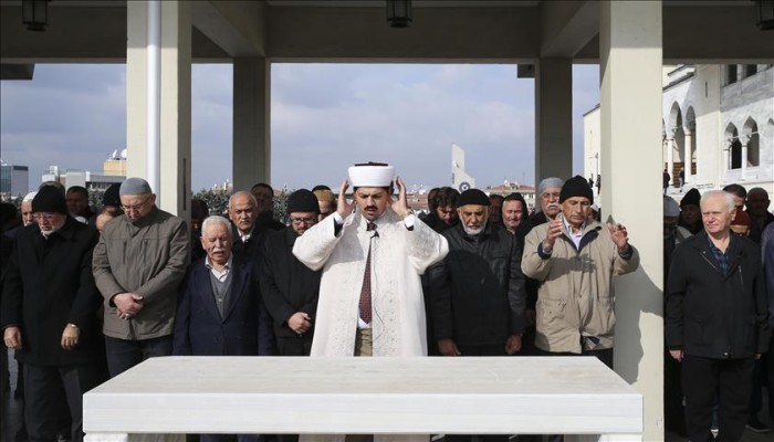 مساجد تركيا تؤدي صلاة الغائب على خاشقجي