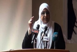 أسرة هدى عبد المنعم: الانقلاب ينتقم منها كونها رمزًا حقوقيًا