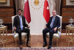 أردوغان يعقد اجتماعا مغلقا مع أمير قطر في إسطنبول