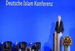 وزير ألماني: المسلمون ببلادنا يتمتعون بنفس الحقوق والواجبات