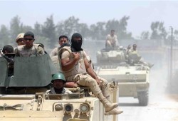 الانقلاب يفتش 300 منزل بالعريش ويعتقل 25 مواطنًا بالاشتباه