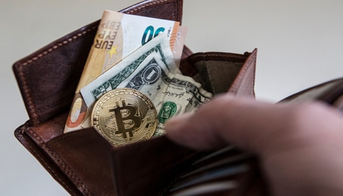 خسائر كارثية للعملات الرقمية في 24 ساعة.. كم بلغت؟