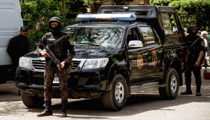 قبل 25 يناير.. الرعب يدب في أوصال نظام السيسي بسبب السترات الصفراء