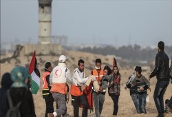 إصابة فلسطينين اثنين برصاص إسرائيلي قبالة شواطئ غزة