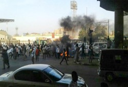 الخرطوم تنضم لاحتجاجات تتسع بالسودان وسقوط قتلى