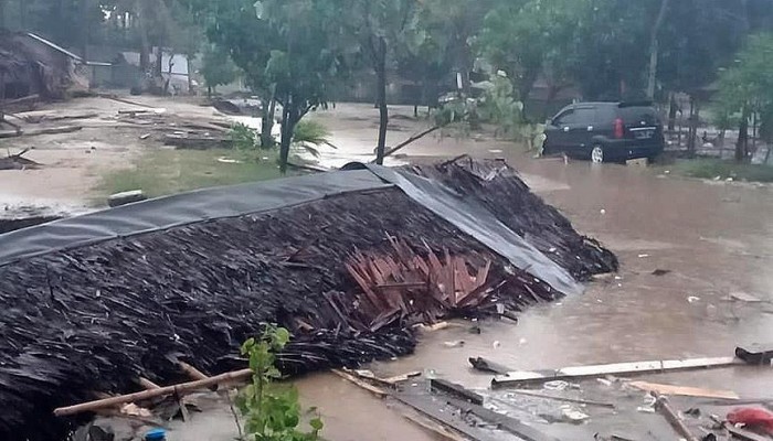 222 قتيلا ضحايا تسونامي في إندونيسيا (حتى الآن)