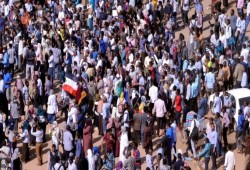 الشرطة تفرق مظاهرات بأم درمان في "جمعة الحرية والتغيير"