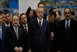 أردوغان: صناعة السيارات بتركيا في تطور متصاعد