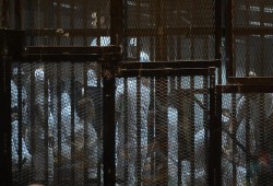 "رايتس ووتش" تشكك في نفي السيسي وجود سجناء سياسيين بالبلاد