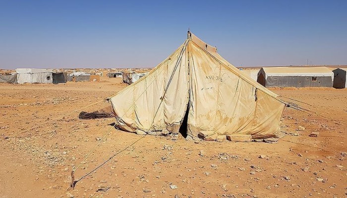 "الأغذية العالمي" قلق إزاء الظروف الصعبة للسوريين في مخيم "الركبان"