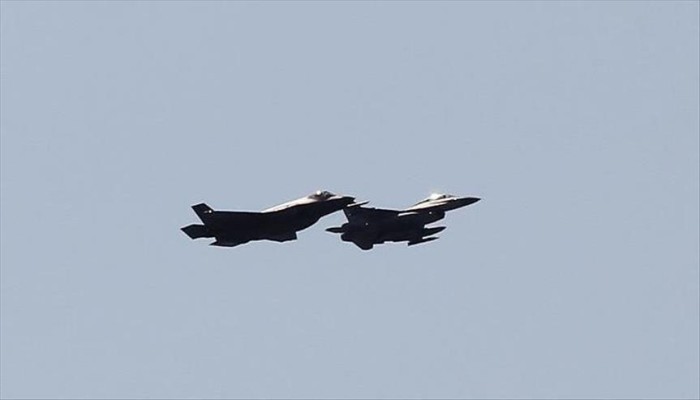 الدفاع الروسية: تحطم قاذفتي "سو 34" شرقي البلاد