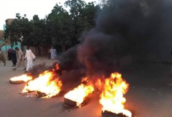 احتجاجات متواصلة بالسودان ومطالبات بحماية "الثوار"