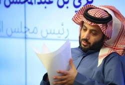 MBC تعلن آل الشيخ شاعرا للعام.. وسخرية غير مسبوقة