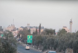 الاحتلال يزعم إلقاء عبوة ناسفة على مركبة عسكرية قرب جنين