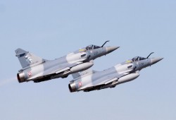 صحيفة فرنسية: تدخل عسكري فرنسي غامض في تشاد