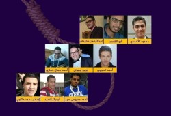 أمهات الشهداء يطالبن المشيعين بالتوقف عن البكاء أثناء دفن جثامين أبنائهم