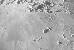 "ناسا" تكشف عن طريقة لإنتاج الماء على سطح القمر