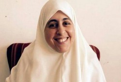 فيديو مؤثر لأبناء عائشة الشاطر يشعل الغضب بمواقع التواصل