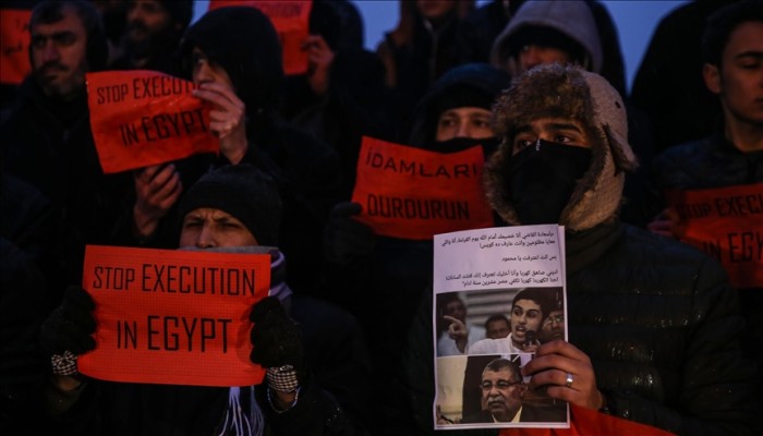 مصريون بإسطنبول يطلقون "صرخة صامتة" ضد الإعدامات