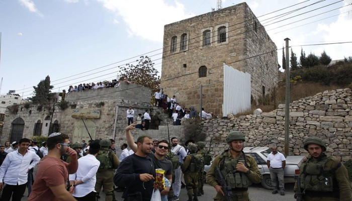 انتهاكات مستمرة للاحتلال ومستوطنيه في الضفة والقدس