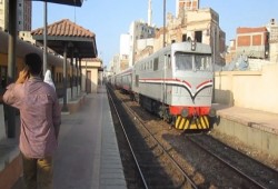 “فرانس 24”: حوادث القطارات لا تتوقف ومآسي المصريين مستمرة