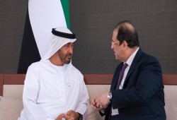 محمد بن زايد يستقبل “عباس”.. ماذا تدبر الشياطين؟