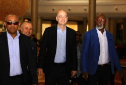 رئيس الاتحاد الدولي يعلن زيادة فرق كأس العالم للأندية