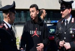 الصحافة الإيطالية تحتفي بطفل مصري أنقذ 51 تلميذا