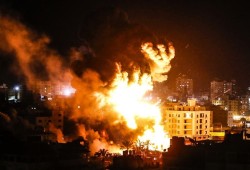 الاحتلال يواصل قصفه لقطاع غزة.. والمقاومة ترد