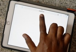 انتقادات لفشل أول تجربة إلكترونية للامتحانات