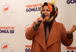 تعرف على أول محجبة تفوز برئاسة بلدية في إسطنبول