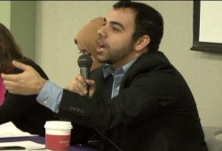 الاحتلال يلغي تصريح عمل مدير مكتب "هيومن رايتس"