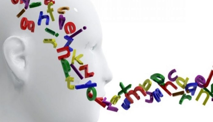 ابتكار جهاز يحول الأفكار إلى جمل!