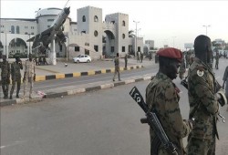 "العسكري" السوداني: استلمنا وثيقة المرحلة الانتقالية وندرس الرد