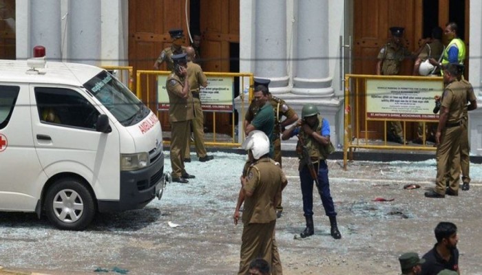 مسيحيون يهاجمون مسجدًا في سريلانكا وفرض حظر للتجوال