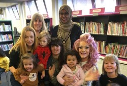 محجبة تتسلم للمرة الأولى منصب عمدة منطقة ببريطانيا