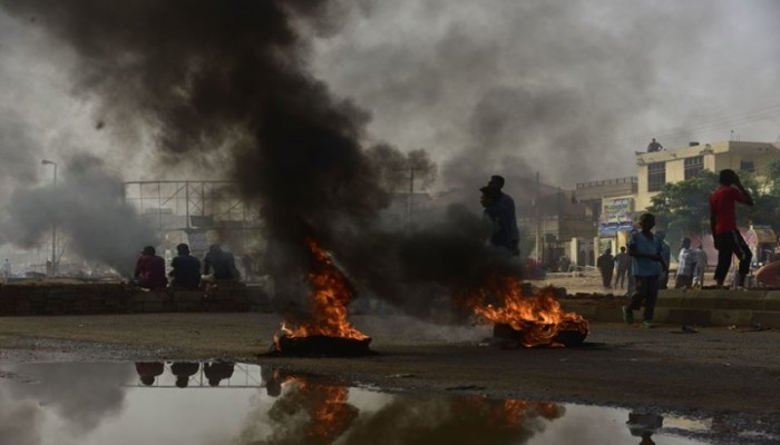 السودان.. المعارضة ترفض إعلان "العسكري" انتخابات مبكرة