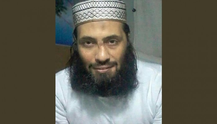 مأساة معتقل مصري فتك السرطان بعائلته.. هذه أمنيته الأخيرة