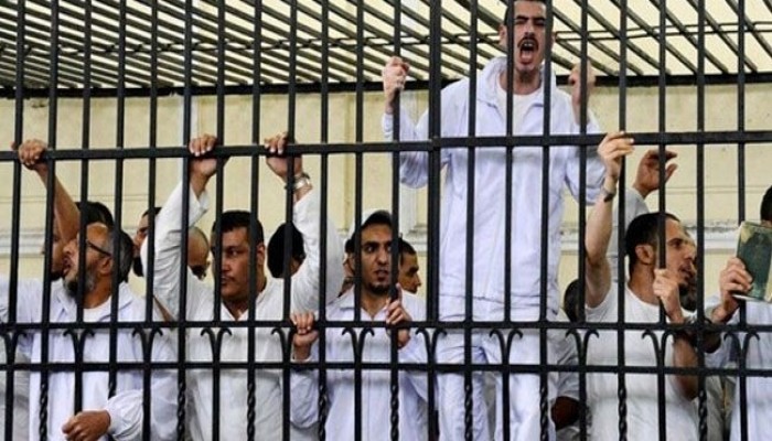 المؤبد لـ8 وأحكام متفاوتة ضد 284 معتقلًا بهزلية “محاولة اغتيال السيسي”