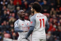 صلاح يطمئن على كيتا قبل مواجهة غينيا