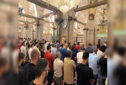 صلاة الغائب على محمد مرسي في الأقصى